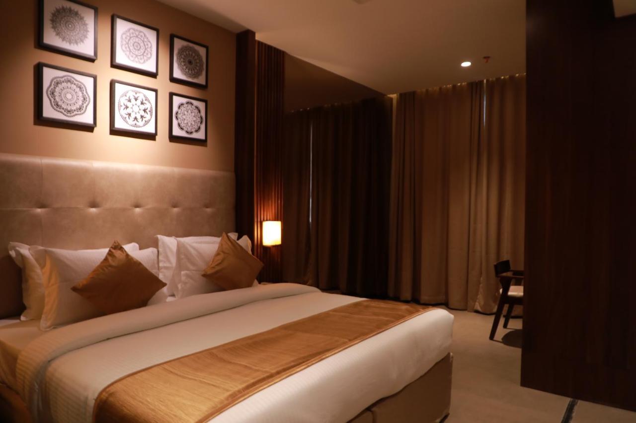 Magnet Hotel Kannur Buitenkant foto