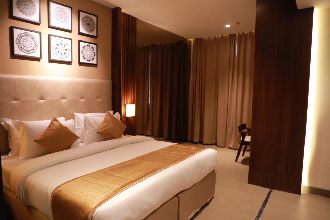 Magnet Hotel Kannur Buitenkant foto