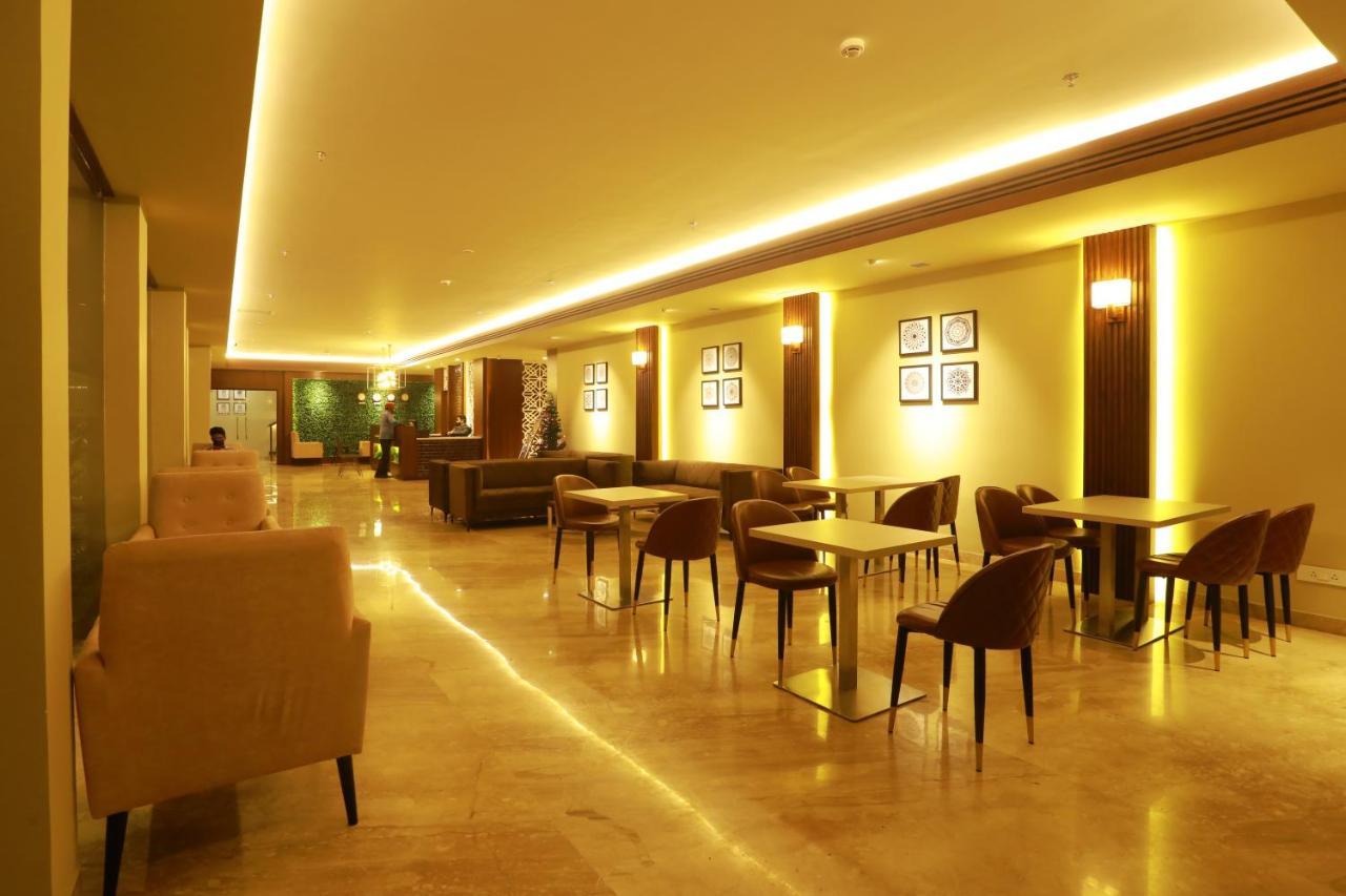 Magnet Hotel Kannur Buitenkant foto