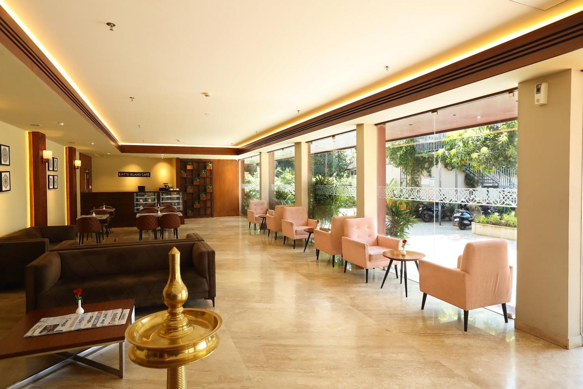 Magnet Hotel Kannur Buitenkant foto